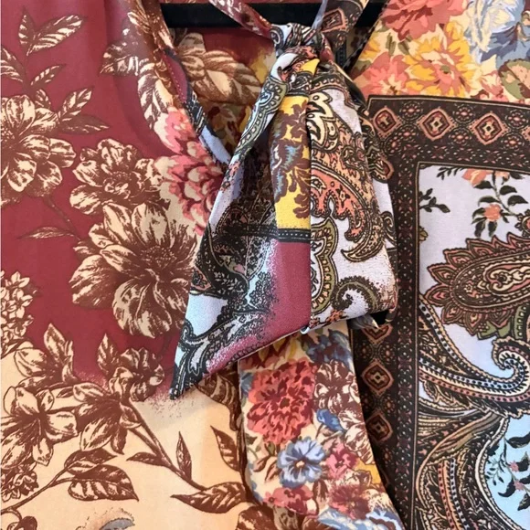 Chacha Vente Boho Paisley Tie Neck High Low Tunic Blouse Size M - Picture 6 of 16